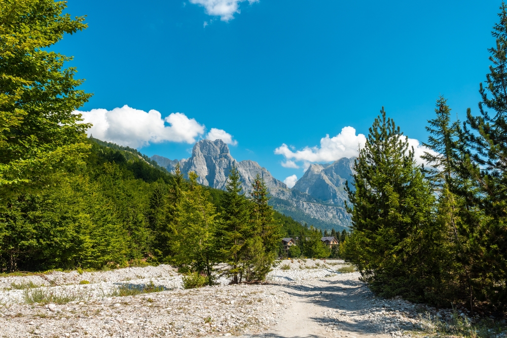 Theth to Valbona Trail