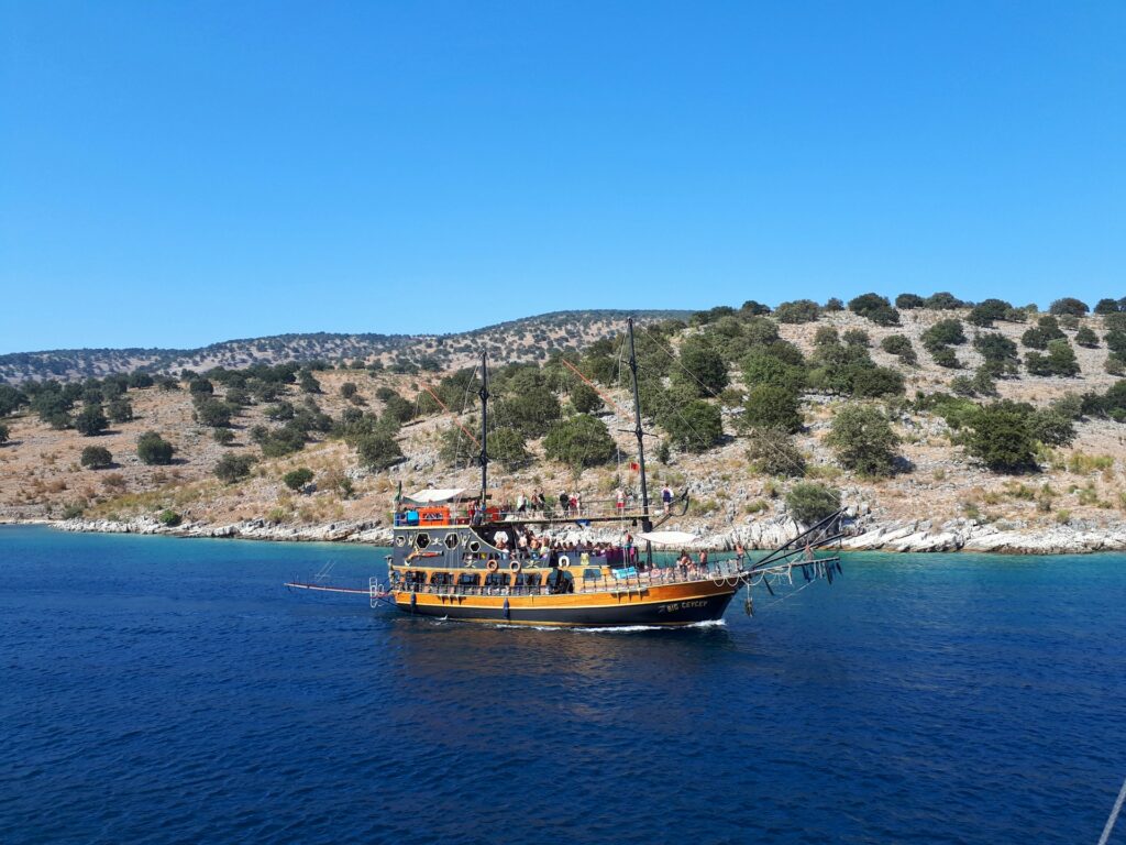 Boat trip from Sarandë